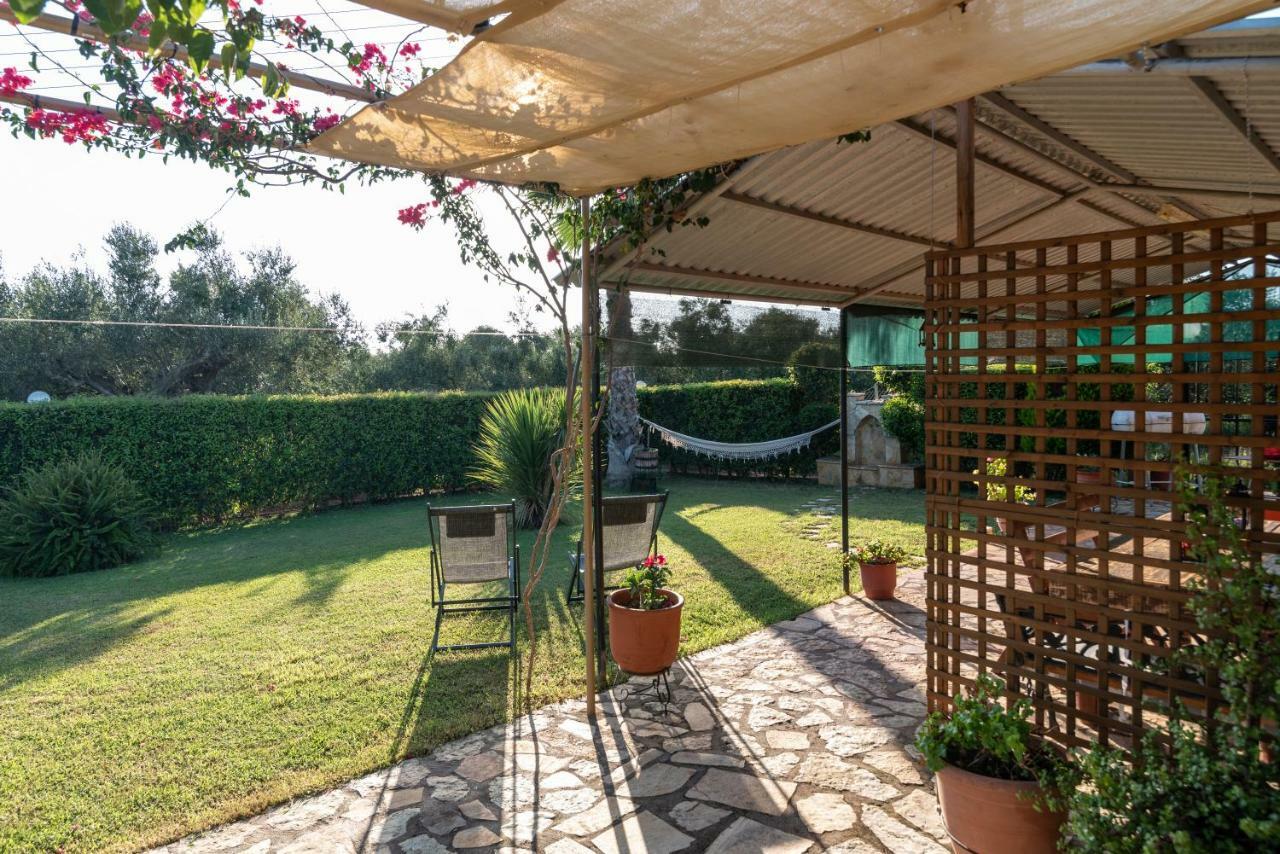 Вилла Olives House Vromonerion Экстерьер фото