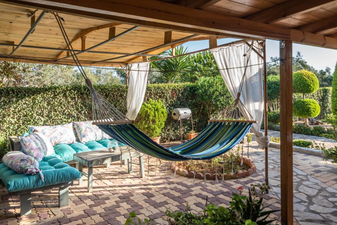 Вилла Olives House Vromonerion Экстерьер фото